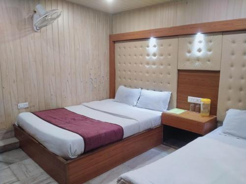 Goroomgo Flatties Mall Road Nainital in Nainital Goroomgo Flatties Mall Road Nainital in Nainital