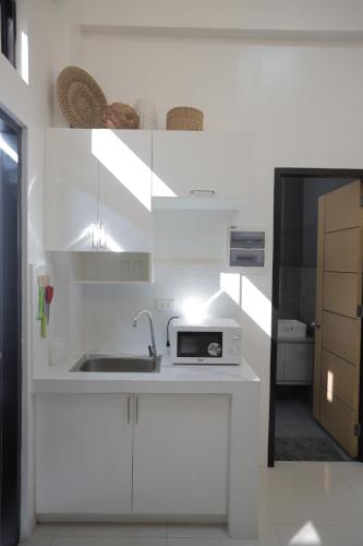 Kitchen, Tierra Javier near Center for Kampangan Studies Kitchen, Tierra Javier near Center for Kampangan Studies