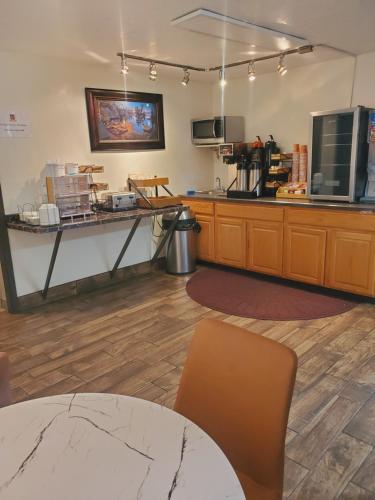 餐飲選擇, Wyo Inn in 謝里登 (WY) 餐飲選擇, Wyo Inn in 謝里登 (WY)