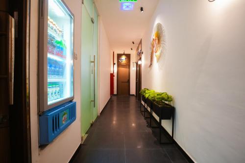 Entrance, Oak Tree Urban Hotel in Blok M Entrance, Oak Tree Urban Hotel in Blok M