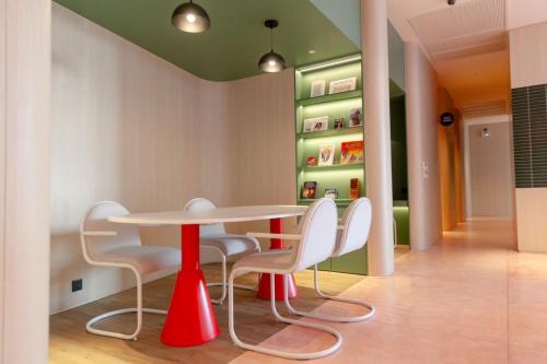 Restaurant, Go Hotel Chonburi at Central Chonburi in Chonburi Restaurant, Go Hotel Chonburi at Central Chonburi in Chonburi