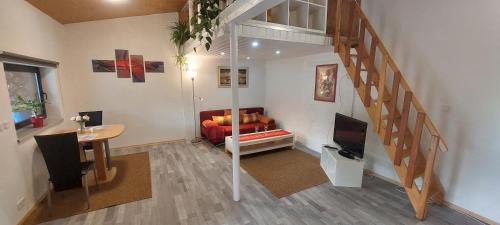 Ferienwohnungen! Kleine Bungalows mit Terrasse! in Eschborn Ferienwohnungen! Kleine Bungalows mit Terrasse! in Eschborn