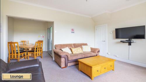 Bar/Bekleme Salonu, Mardon Holiday Home STL Licensed in Allanfearn Bar/Bekleme Salonu, Mardon Holiday Home STL Licensed in Allanfearn