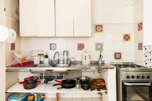 Kitchen, Casa Boedo in Boedo Kitchen, Casa Boedo in Boedo