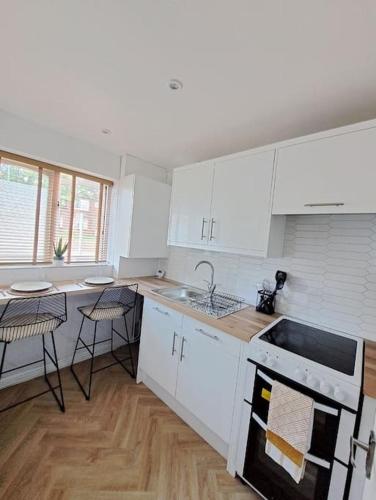 Beachwood House, Serviced Accommodation in Ashby Beachwood House, Serviced Accommodation in Ashby