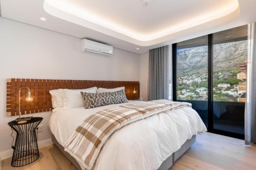 Stunning Penthouse with Perfect Mountain Views