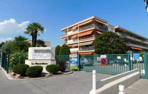 Stunning T4 Musardière