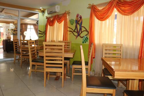 Restaurant, Apart Hotel Pico Bonito in La Ceiba Restaurant, Apart Hotel Pico Bonito in La Ceiba