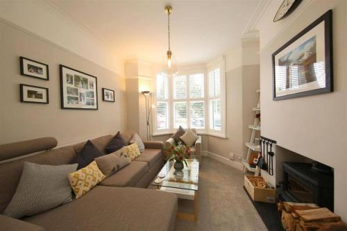 Perfectly Positioned Pad near Roath Park Perfectly Positioned Pad near Roath Park