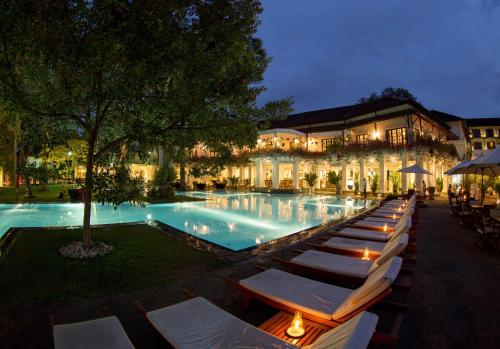 Swimming pool, Mahaweli Reach Hotel in Kandy Swimming pool, Mahaweli Reach Hotel in Kandy