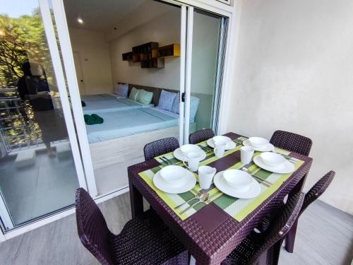 Pico de Loro Hamilo Coast Condo - Jacana Sunny