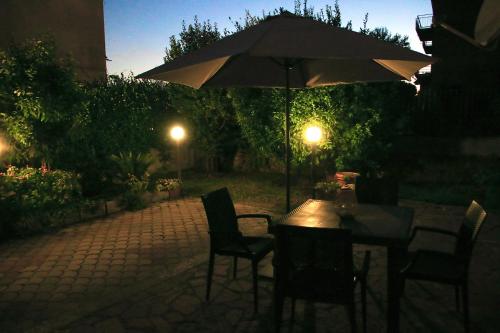 Kert, Casa de Chicca - Cute Apartment near Lake Nemi in Genzano Di Roma Kert, Casa de Chicca - Cute Apartment near Lake Nemi in Genzano Di Roma