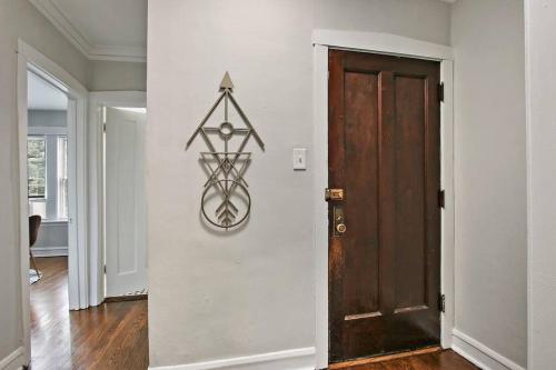 1BR Serene and Cozy Chicago Apartment - Manor 2 in Ravenswood Gardens 1BR Serene and Cozy Chicago Apartment - Manor 2 in Ravenswood Gardens