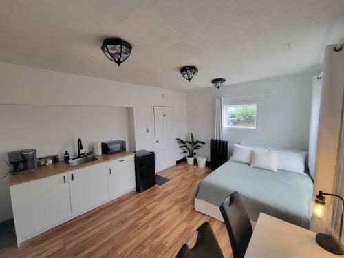 מתקני המלון, Stone House Kenora in קנורה(או אן) מתקני המלון, Stone House Kenora in קנורה(או אן)