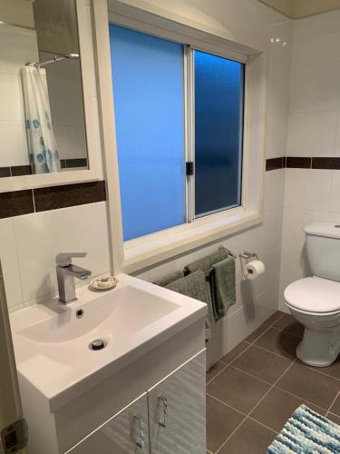 Private Room with Ensuite in Yass Private Room with Ensuite in Yass