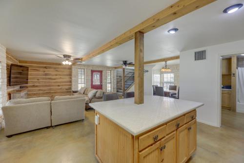 Elgin Retreat at Charming Country Cabin! in Elgin Elgin Retreat at Charming Country Cabin! in Elgin