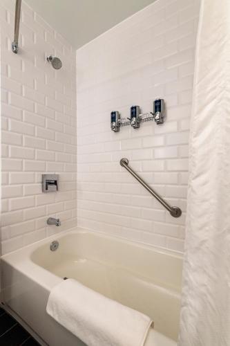 Faciliteiten, Radisson Hotel Fairview Heights - St. Louis in Fairview Heights (IL) Faciliteiten, Radisson Hotel Fairview Heights - St. Louis in Fairview Heights (IL)