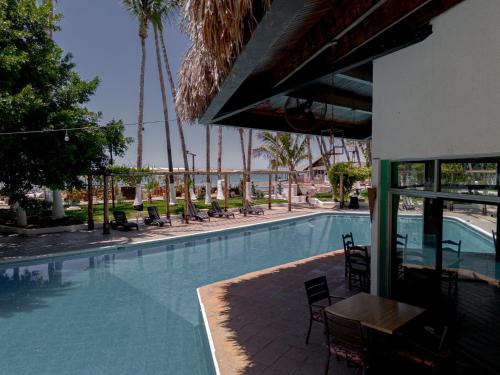La Concha Beach Hotel & Club in La paz La Concha Beach Hotel & Club in La paz
