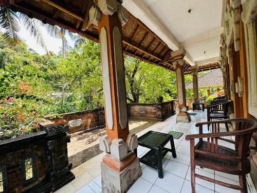 Balcony/terrace, Pondok Wisata Grya Sari Hotel in Seririt Balcony/terrace, Pondok Wisata Grya Sari Hotel in Seririt