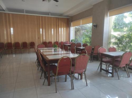 Restaurant, Hotel Shafira Yogyakarta in Wirobrajan Restaurant, Hotel Shafira Yogyakarta in Wirobrajan