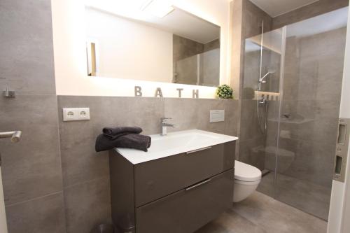 Bathroom, Sealounge Whg 1 inkl WLAN in Gromitz Town Center Bathroom, Sealounge Whg 1 inkl WLAN in Gromitz Town Center
