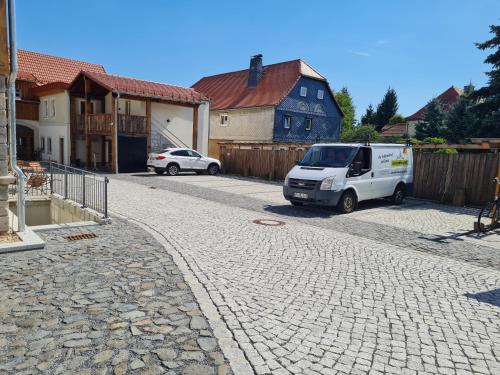 Lerchenberghof - barrierefreies Familien Landhotel mit FeWo, FeZi - Spielplatz Reiten Segway PT und in Ebersbach Sachsen Lerchenberghof - barrierefreies Familien Landhotel mit FeWo, FeZi - Spielplatz Reiten Segway PT und in Ebersbach Sachsen