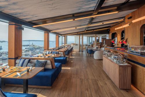 مطعم, Canopy by Hilton Cannes in لو سوكينت البلدة القديمة مطعم, Canopy by Hilton Cannes in لو سوكينت البلدة القديمة