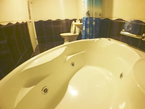 Bathroom, Fuchia Hotel in Keelung Bathroom, Fuchia Hotel in Keelung