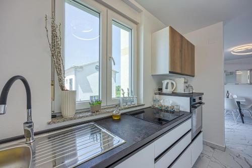 Konyha, Luxury Apartment Rio in Murine Konyha, Luxury Apartment Rio in Murine