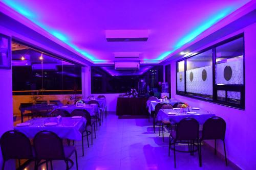 المطعم, فندق ويست إند (Hotel West End) in Karwar المطعم, فندق ويست إند (Hotel West End) in Karwar