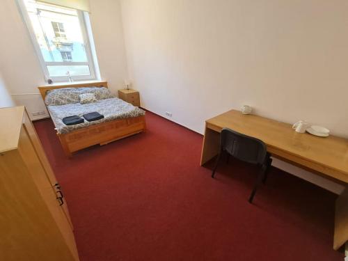 Fantastic Waw - NW9 Room 4