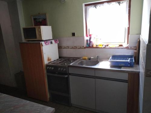 ห้องครัว, Apartmany Dolni Rokytnice nad jizerou čp 37 (Apartmany Dolni Rokytnice nad jizerou cp 37) in โรคีท์นิซ นาด จิเซรู ห้องครัว, Apartmany Dolni Rokytnice nad jizerou čp 37 (Apartmany Dolni Rokytnice nad jizerou cp 37) in โรคีท์นิซ นาด จิเซรู