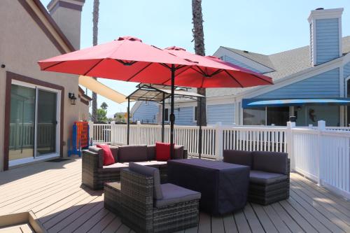 Serene Waterside Retreat in Discovery Bay (CA) Serene Waterside Retreat in Discovery Bay (CA)