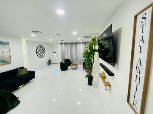 Guestroom, Fabolous House For Your Relaxation in Margate Guestroom, Fabolous House For Your Relaxation in Margate