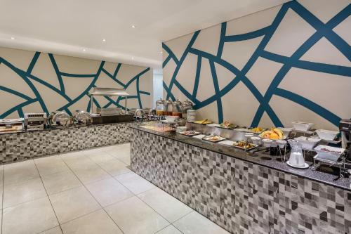 Đồ ăn và thức uống, Protea Hotel Lusaka Cairo Road in Lusaka Đồ ăn và thức uống, Protea Hotel Lusaka Cairo Road in Lusaka