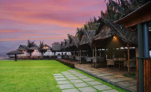 Restaurant, Welcomhotel by ITC Hotels, Kences Palm Beach, Mamallapuram in Mamallapuram Restaurant, Welcomhotel by ITC Hotels, Kences Palm Beach, Mamallapuram in Mamallapuram