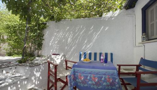 Garden, To Spitaki Apartments in Galaxidhion Garden, To Spitaki Apartments in Galaxidhion