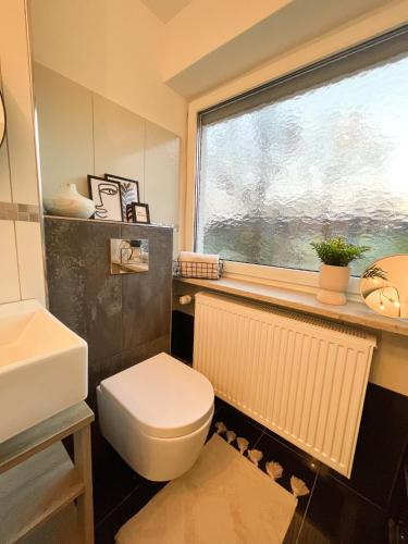 Stilvolle 3-Zimmer Wohnung in Ingolstadt mit Balkon und guter Autobahnanbindung in Friedrichshofen Stilvolle 3-Zimmer Wohnung in Ingolstadt mit Balkon und guter Autobahnanbindung in Friedrichshofen