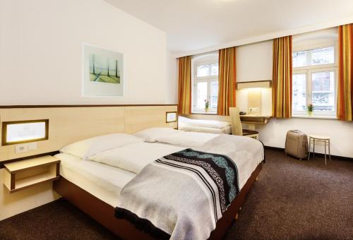 Hotel Goldene Krone Innsbruck in Innsbruck Hotel Goldene Krone Innsbruck in Innsbruck