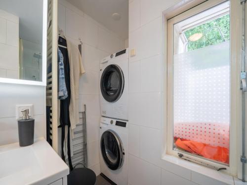 Μπάνιο, Holiday house in Bergen with sauna in Μπέργκεν Μπάνιο, Holiday house in Bergen with sauna in Μπέργκεν