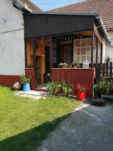 Őrségi Lápréti Vendégház (Orsegi Lapreti Vendeghaz) in Hegyhatszentjakab Őrségi Lápréti Vendégház (Orsegi Lapreti Vendeghaz) in Hegyhatszentjakab