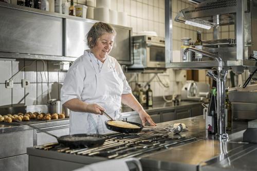 кухня, Biohotel Rastbichlhof in Нойштіфт-ім-Штубайталь кухня, Biohotel Rastbichlhof in Нойштіфт-ім-Штубайталь