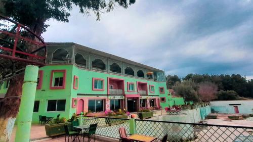 Hôtel Sidi Ali Bousarrin (Hotel Sidi Ali Bousarrin) in Sefrou Hôtel Sidi Ali Bousarrin (Hotel Sidi Ali Bousarrin) in Sefrou