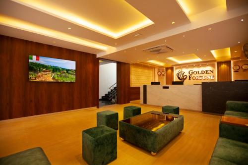 Lobby, Golden Fortune Inn Hotel in HRBR Layout Lobby, Golden Fortune Inn Hotel in HRBR Layout