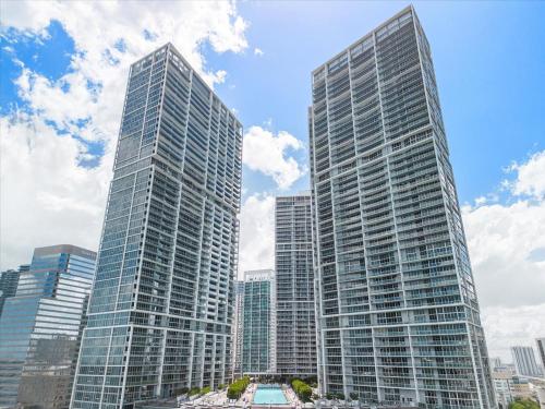 Limited time Deal 1BR 1BATH Located at ICON Brickell