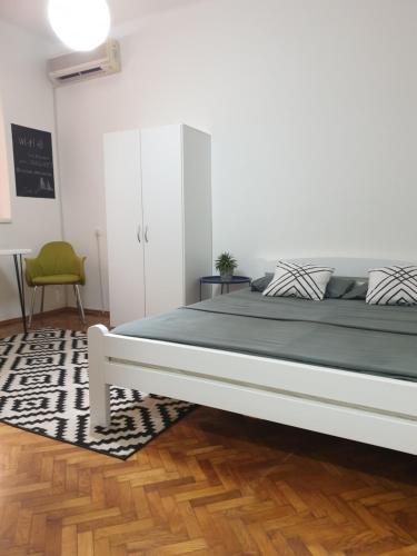 Apartman Park Jagodina-studio u centru grada in Jagodina Apartman Park Jagodina-studio u centru grada in Jagodina