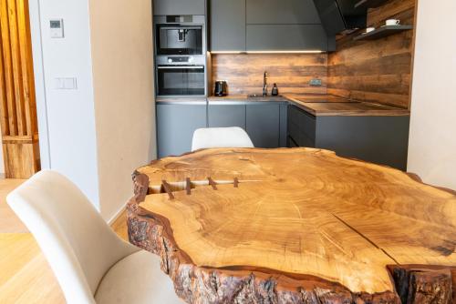 Dapur, Molo Lipno apartmán by Míra Hejda (Molo Lipno apartman by Mira Hejda) in Lipno nad Vltavou Dapur, Molo Lipno apartmán by Míra Hejda (Molo Lipno apartman by Mira Hejda) in Lipno nad Vltavou