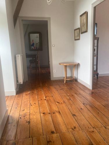 Maison place champs de foire 6 pers 3 chambres jardin terrasse in 桑柏克 Maison place champs de foire 6 pers 3 chambres jardin terrasse in 桑柏克