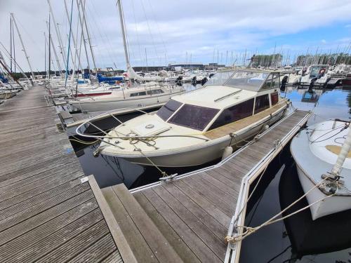 Bateau in Ouistreham Bateau in Ouistreham