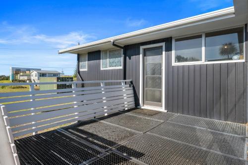 ทัศนียภาพภายนอกโรงแรม, Beachfront Favourite - Foxton Beach Holiday Home in ฟ็อกซ์ตัน บีช ทัศนียภาพภายนอกโรงแรม, Beachfront Favourite - Foxton Beach Holiday Home in ฟ็อกซ์ตัน บีช